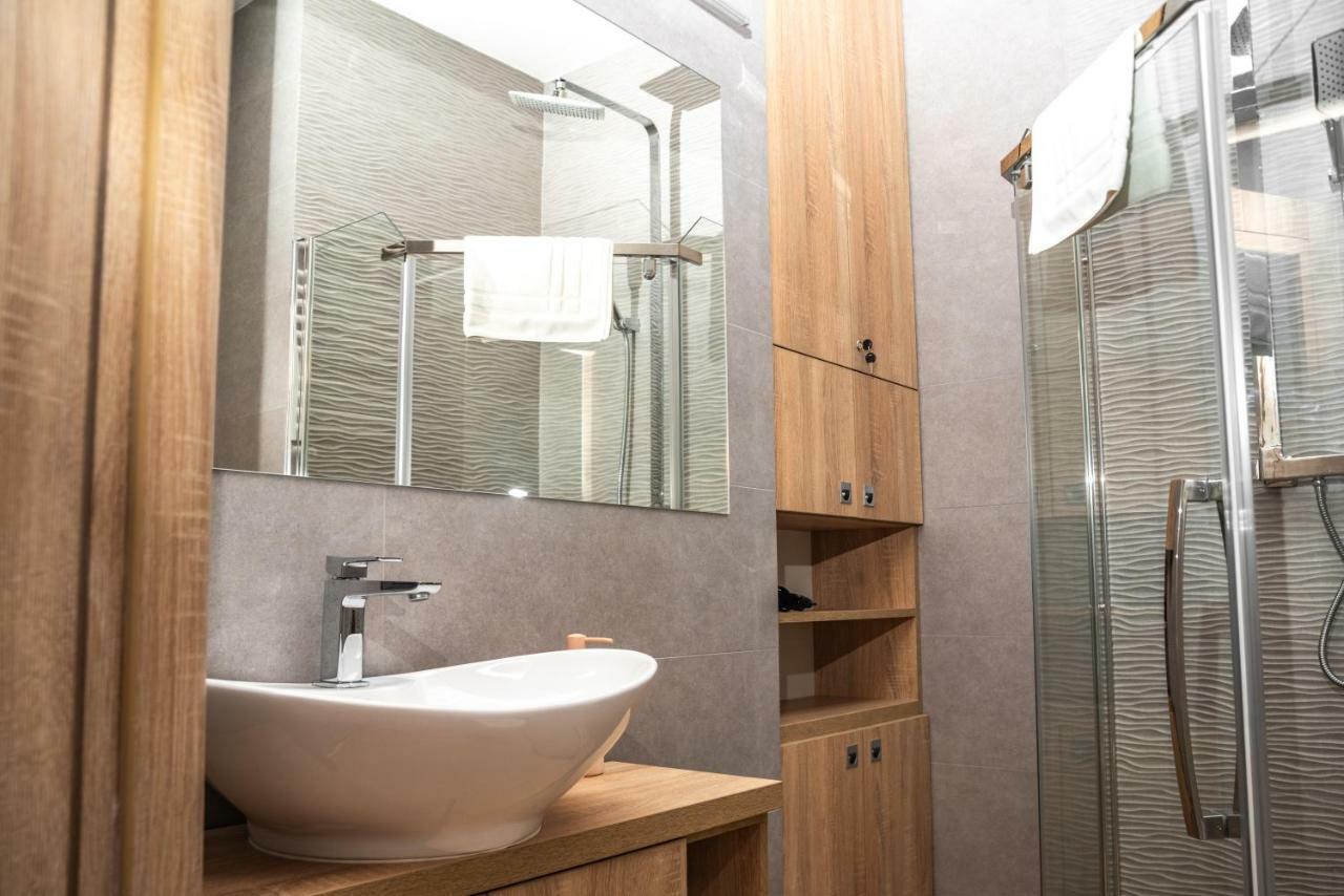Apartament King Size Daire Krasków Oda fotoğraf